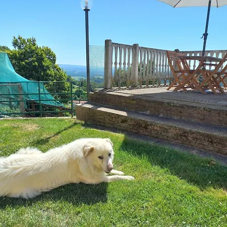 La Selva Apartment Vistrorio