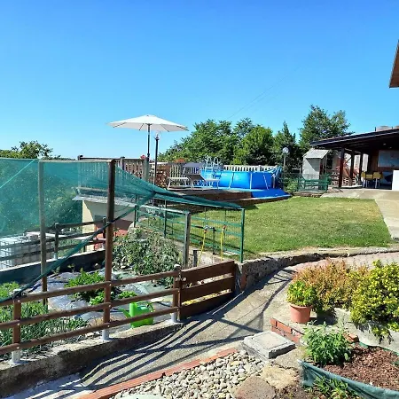 La Selva Apartment *